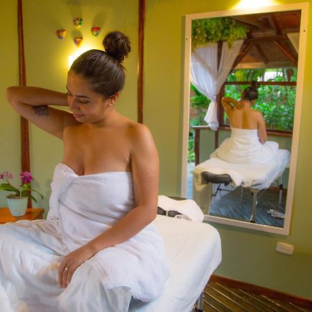Sisakuna Lodge ميندو المظهر الخارجي الصورة