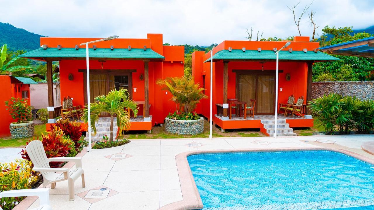 Sisakuna Lodge ميندو المظهر الخارجي الصورة