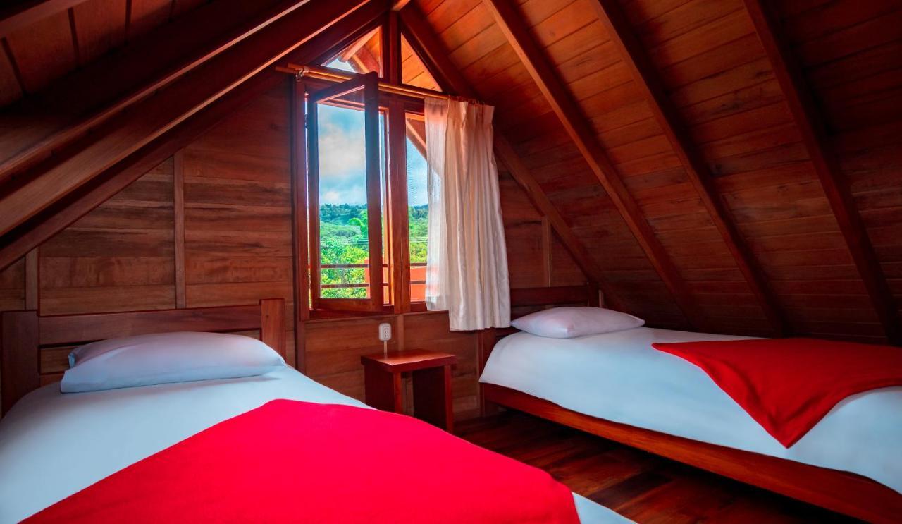 Sisakuna Lodge ميندو المظهر الخارجي الصورة