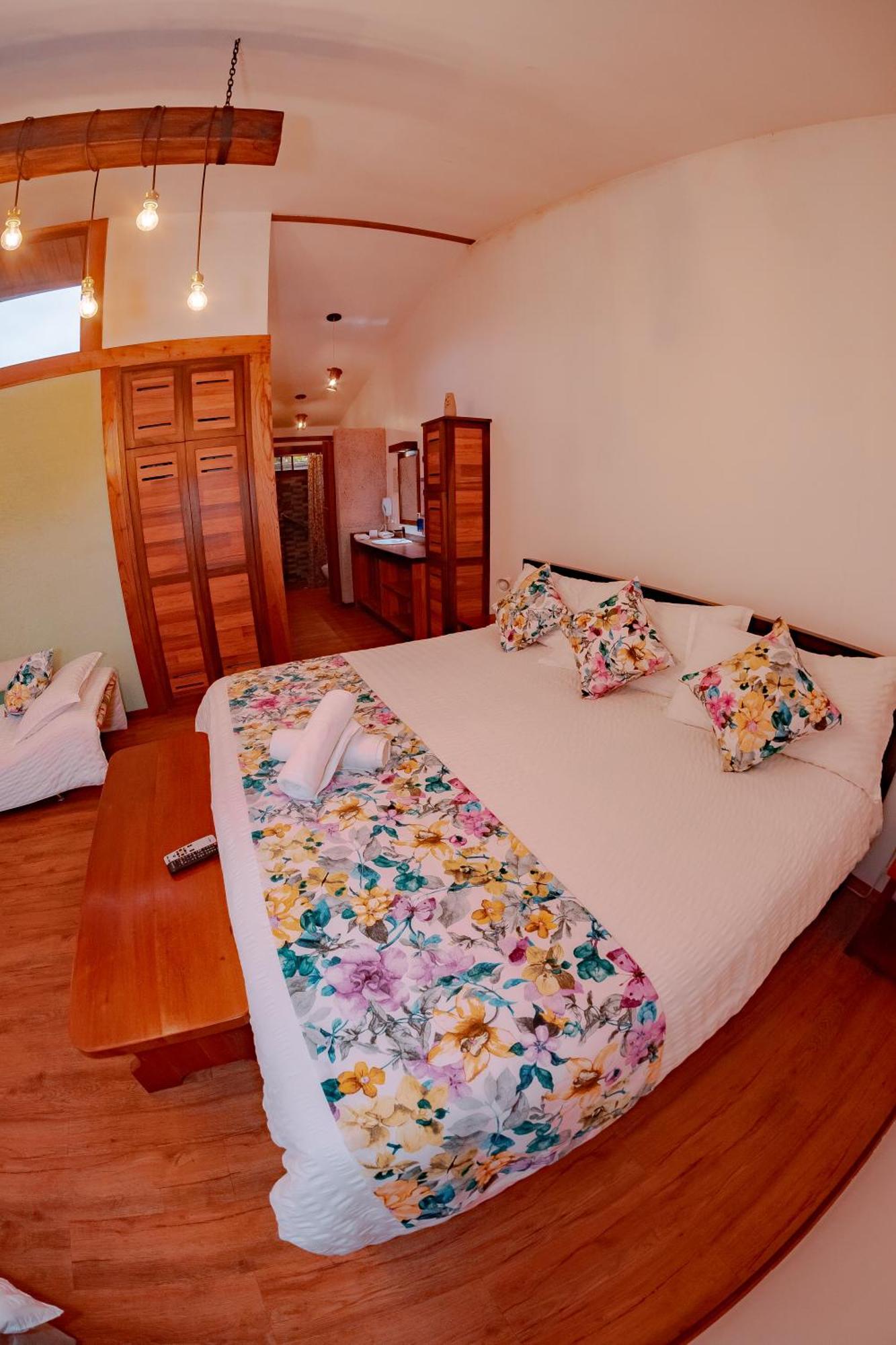 Sisakuna Lodge ميندو المظهر الخارجي الصورة