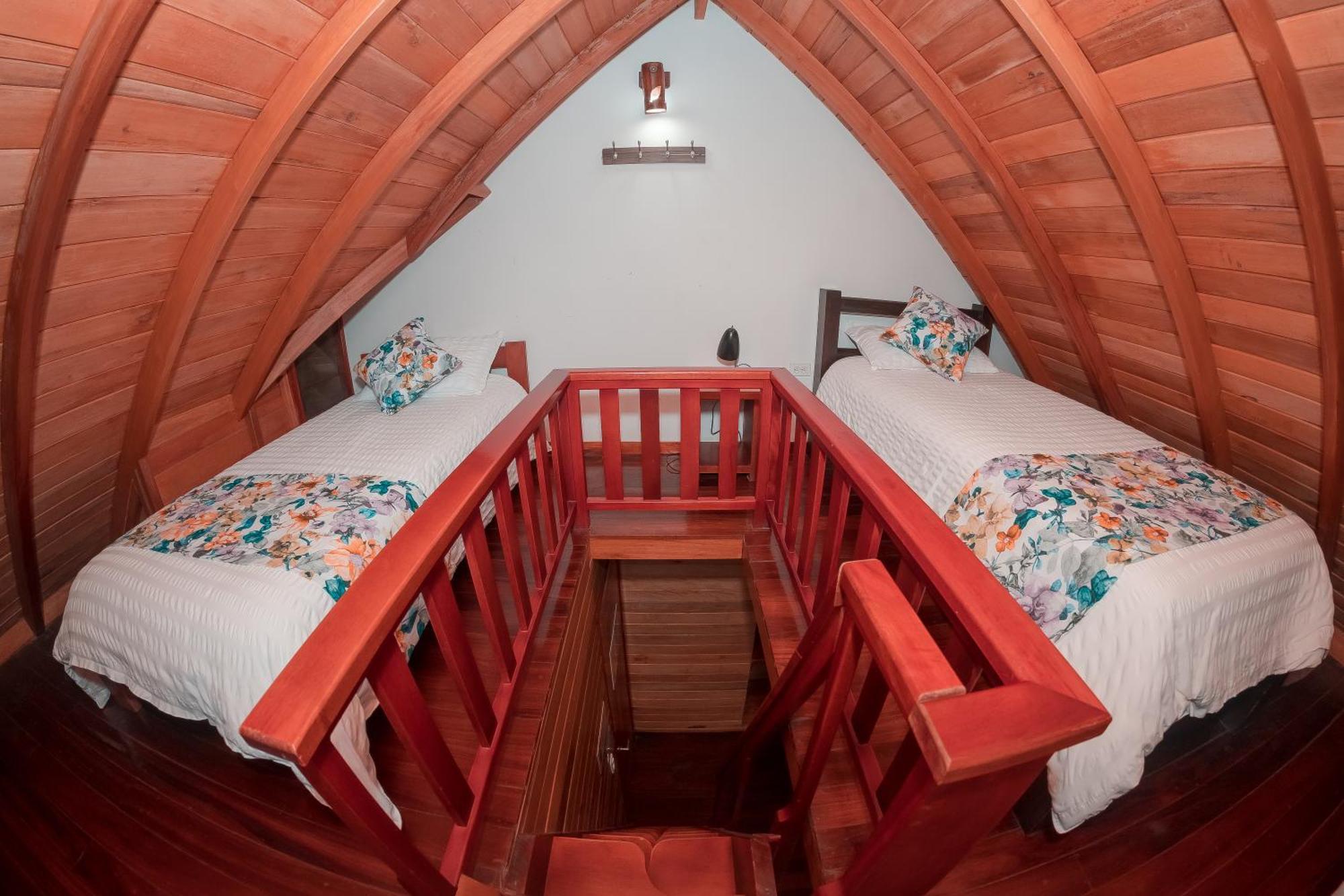 Sisakuna Lodge ميندو المظهر الخارجي الصورة
