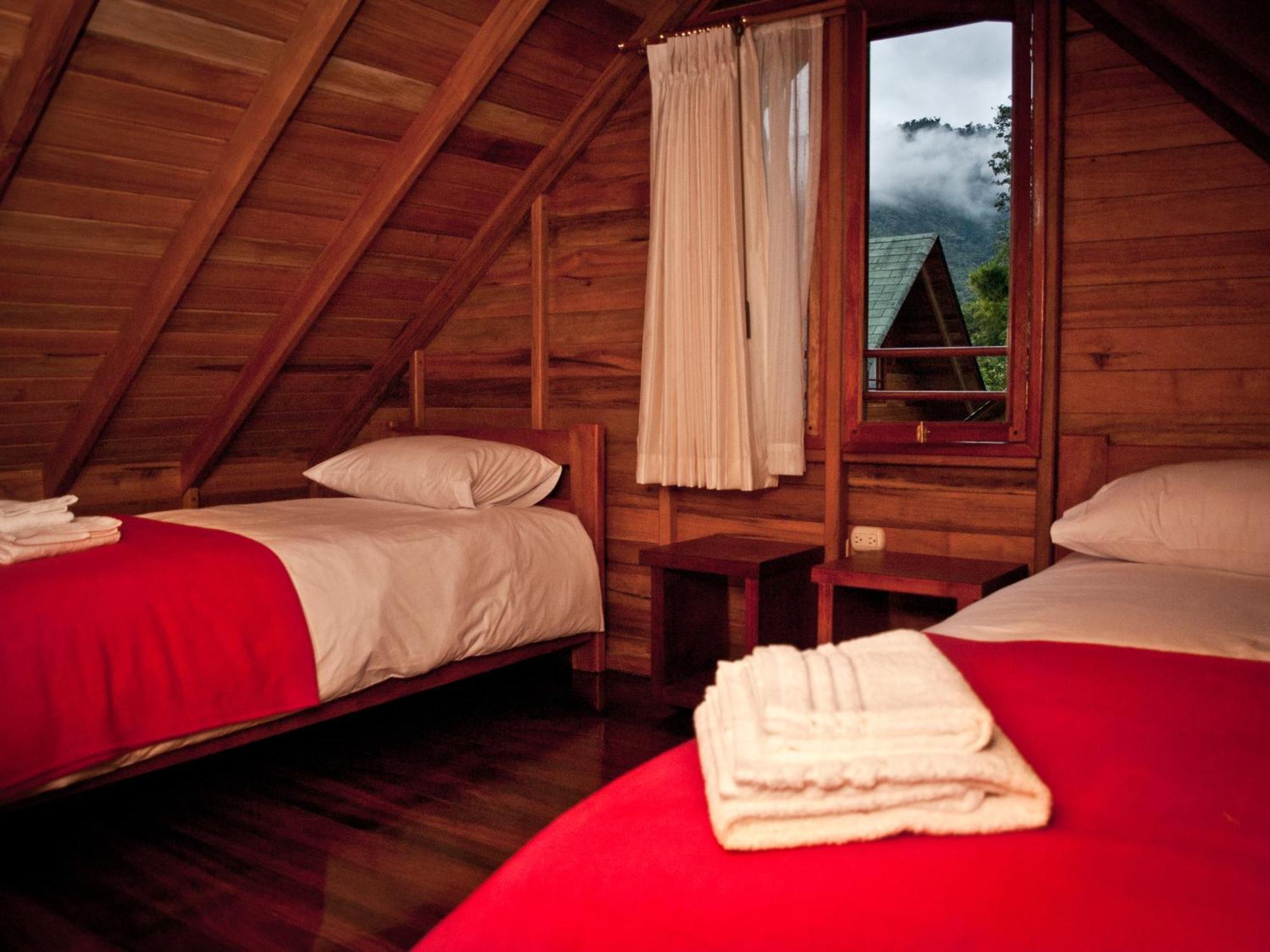 Sisakuna Lodge ميندو الغرفة الصورة