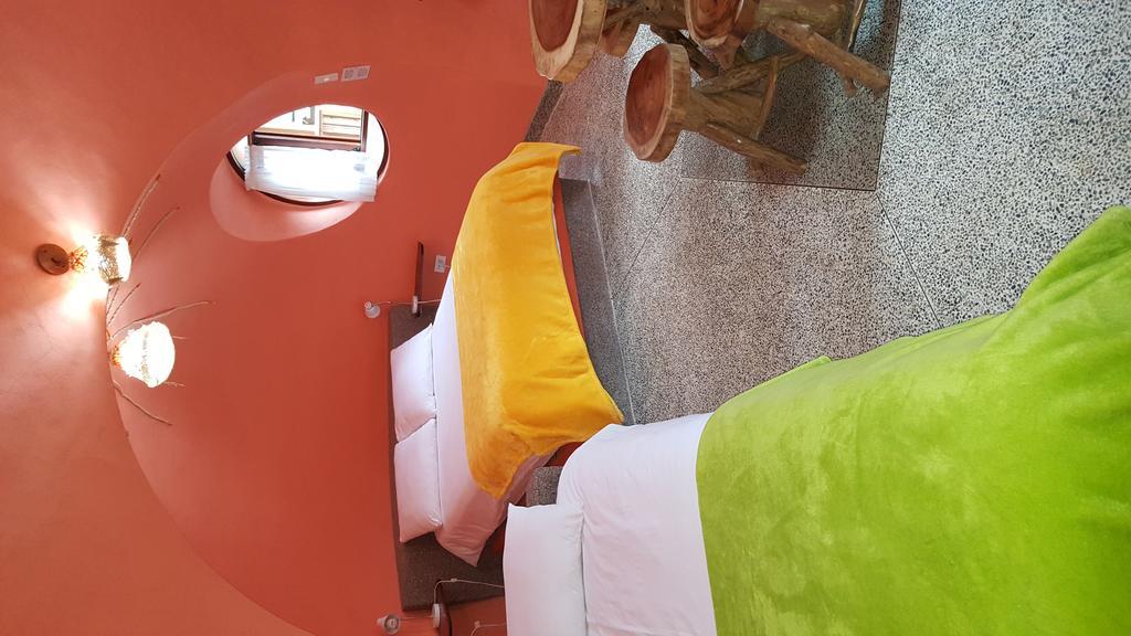 Sisakuna Lodge ميندو المظهر الخارجي الصورة