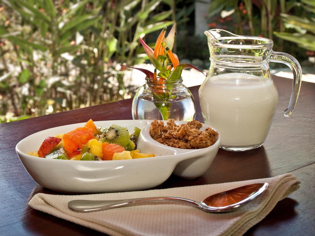 Sisakuna Lodge ميندو المظهر الخارجي الصورة